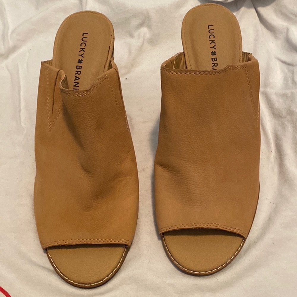 Lucky brand suede heels